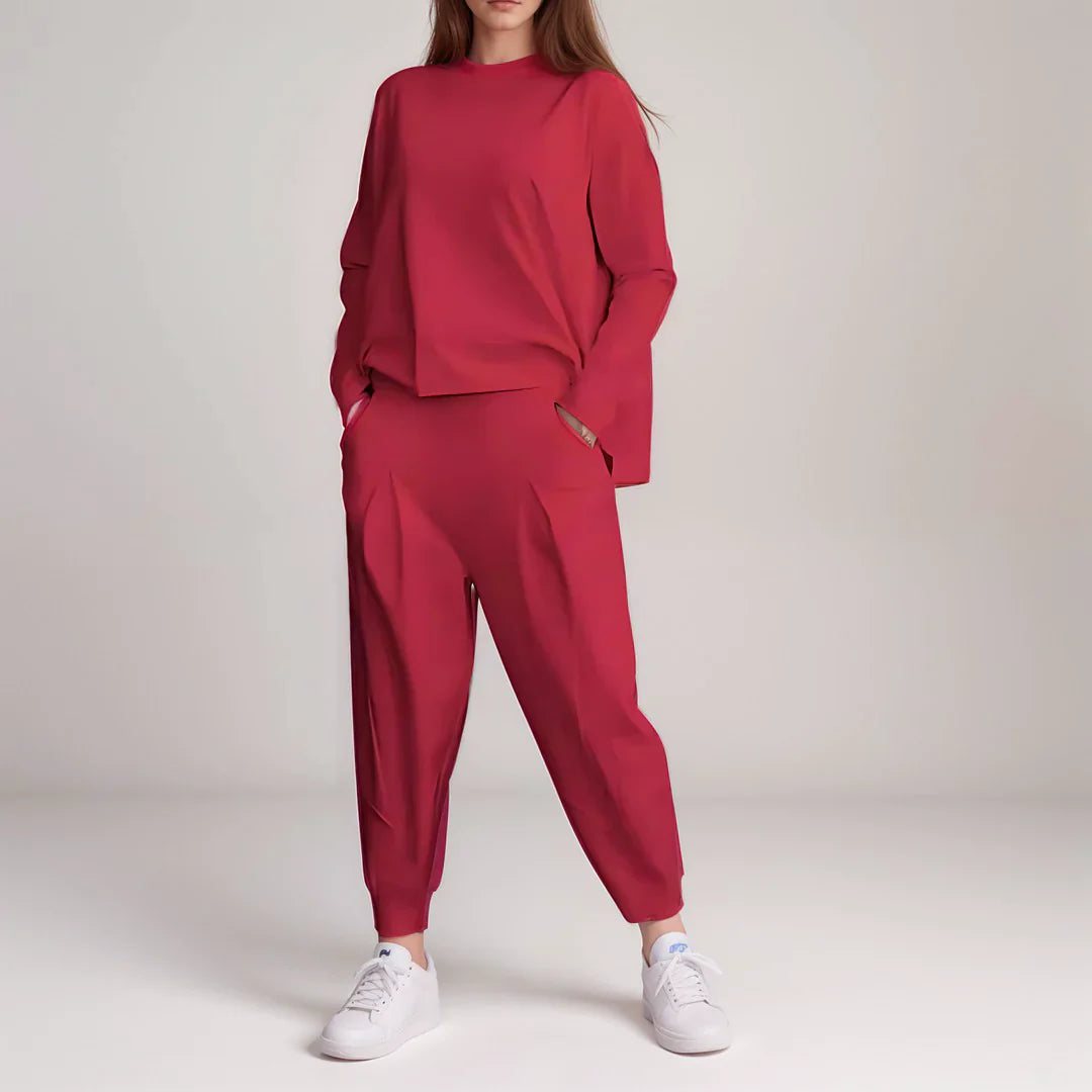 Serenity | Comfortable Two-piece Set with Round Neckline